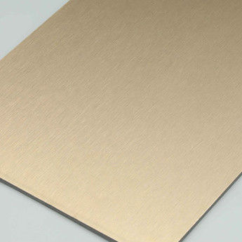 4MM 1.22 X 2.44m غطاء المنزل الفضة المفرشحة Acm HDPE لوحات مركبة في الهواء الطلق