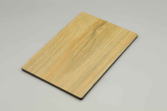 لوحة مركبة من الألومنيوم PVDF المقاومة للأشعة فوق البنفسجية