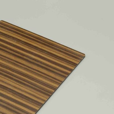 4mm PVDF Woodgrain Aluminum Composite Panel for Exterior Facades & Signage تم تصميم لوحة الألومنيوم المركبة PVDF Woodgrain الألومنيوم (ACP) البالغة 4 ملم لمواجهات المباني الخارجية ، وتغطية المكاتب ، والخارجية